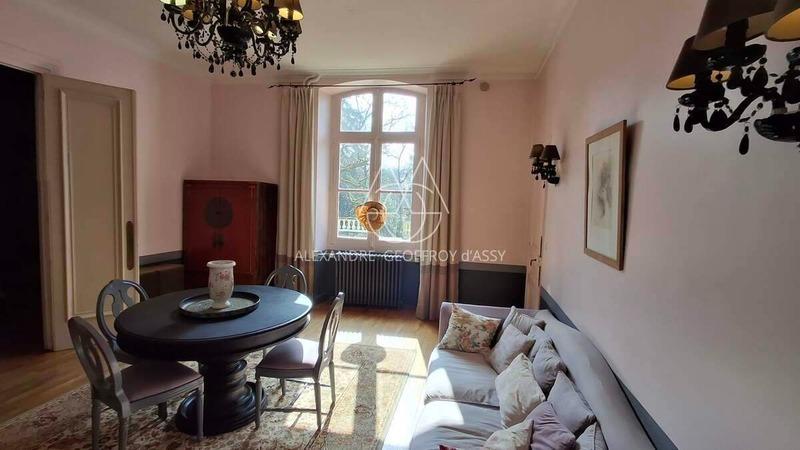 Château - 600 m² - 21 pièces