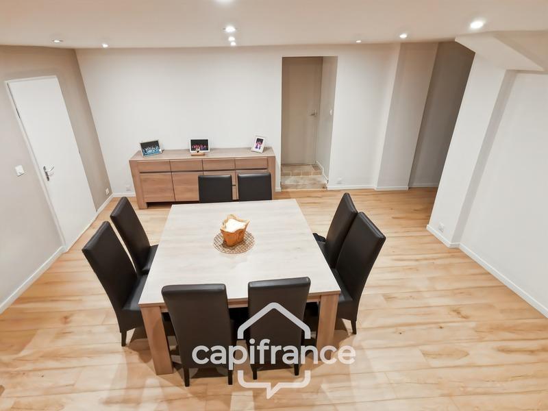 Maison de village - 201 m² - 10 pièces