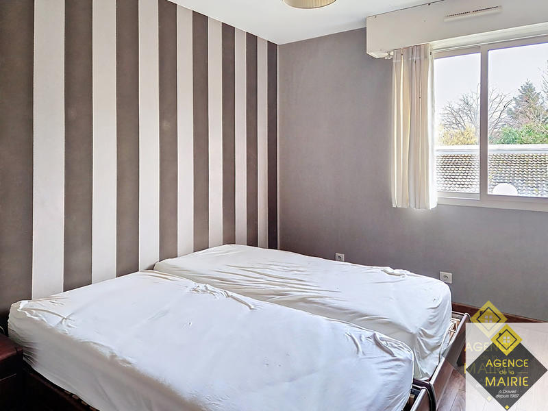 Appartement - 103 m² - 5 pièces