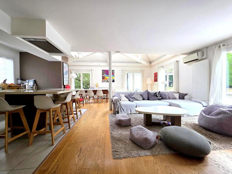 Maison - 148 m² - 6 pièces