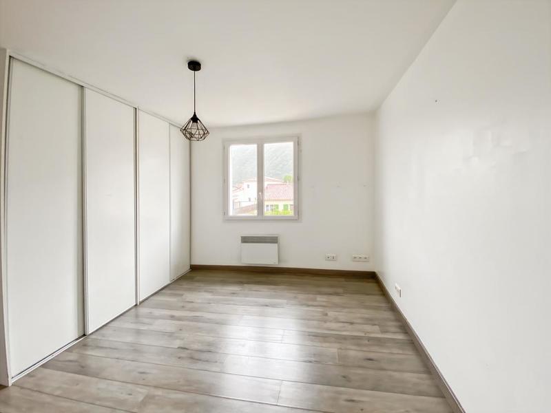 Villa - 186 m² - 8 pièces