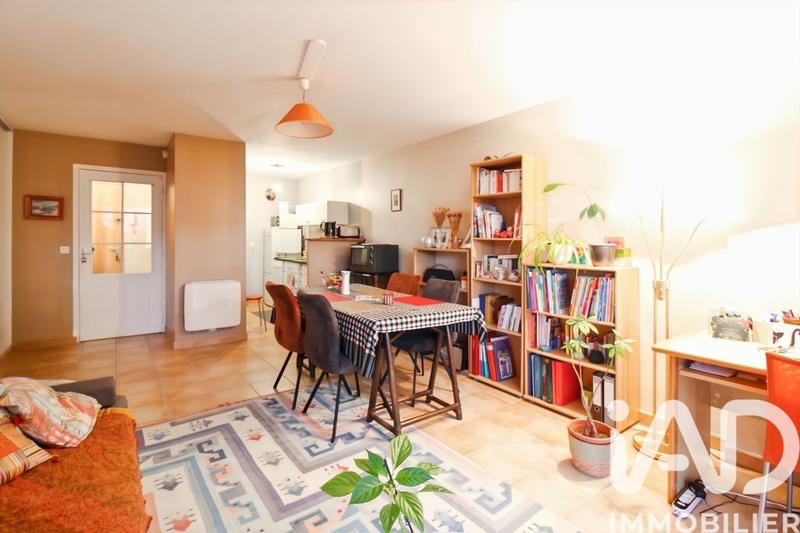 Appartement - 49 m² - 2 pièces