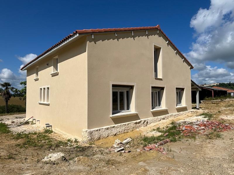 Maison de campagne - 200 m² - 2 pièces