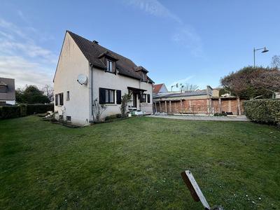 Maison traditionnelle - 130 m² - 6 pièces