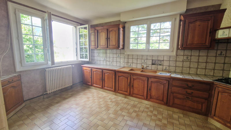 Maison - 188 m² - 10 pièces