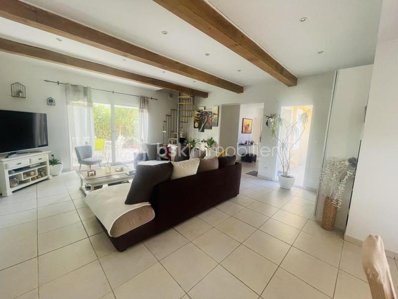 Villa - 80 m² - 2 pièces