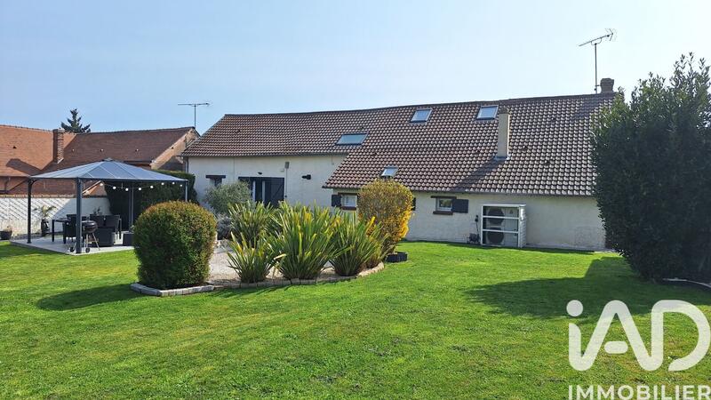 Maison - 145 m² - 6 pièces