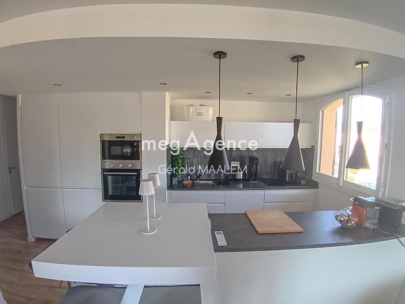 Appartement - 92 m² - 3 pièces