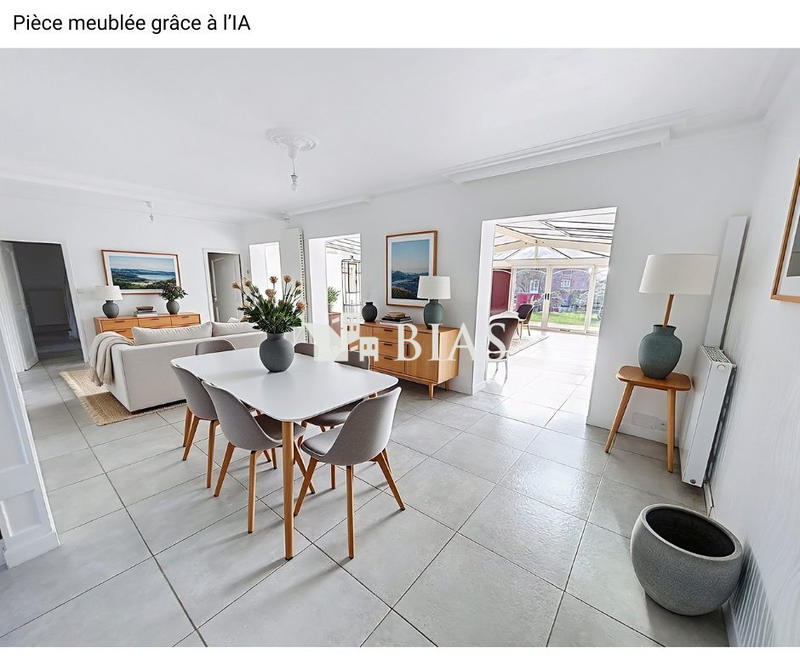 Maison - 230 m² - 7 pièces