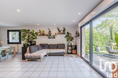 Maison - 141 m² - 6 pièces