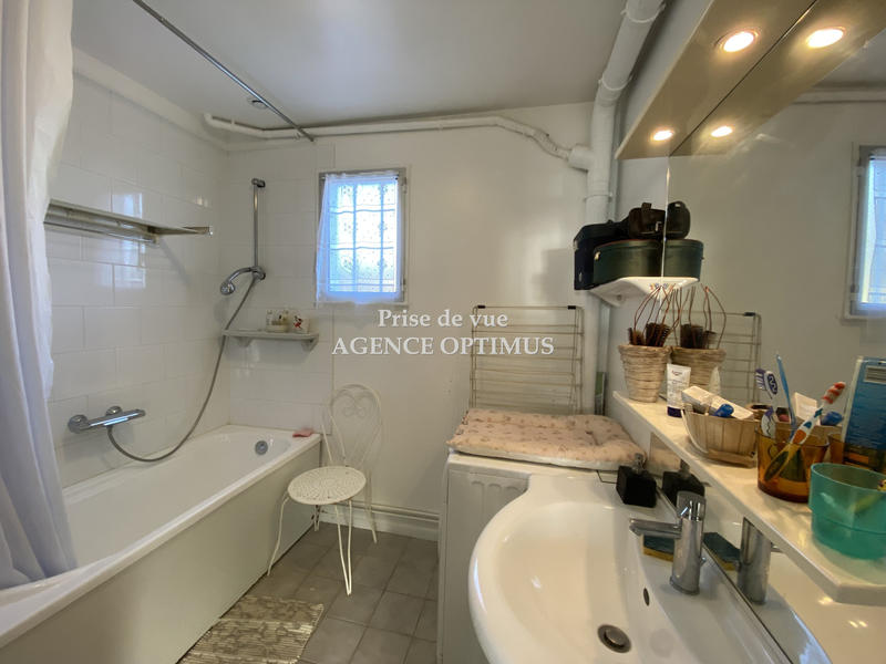 Maison - 121 m² - 6 pièces