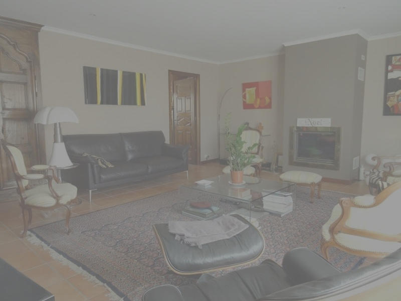 Maison - 230 m² - 6 pièces