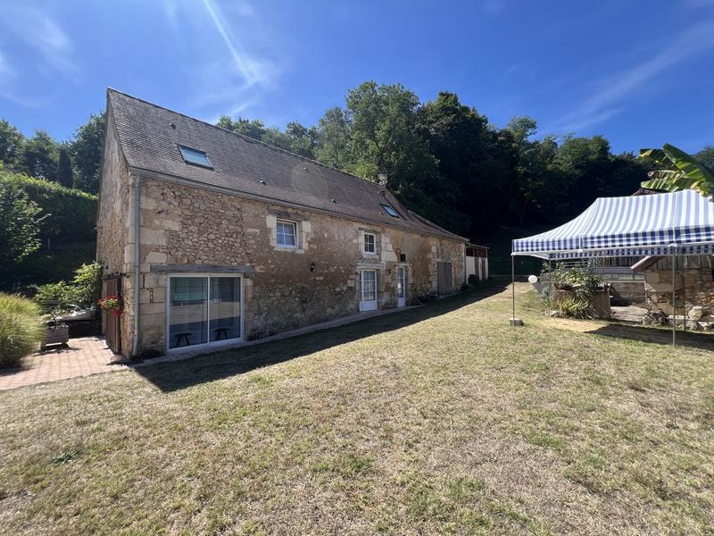 Maison traditionnelle - 440 m² - 13 pièces