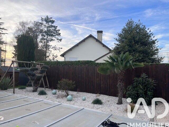 Maison - 145 m² - 6 pièces