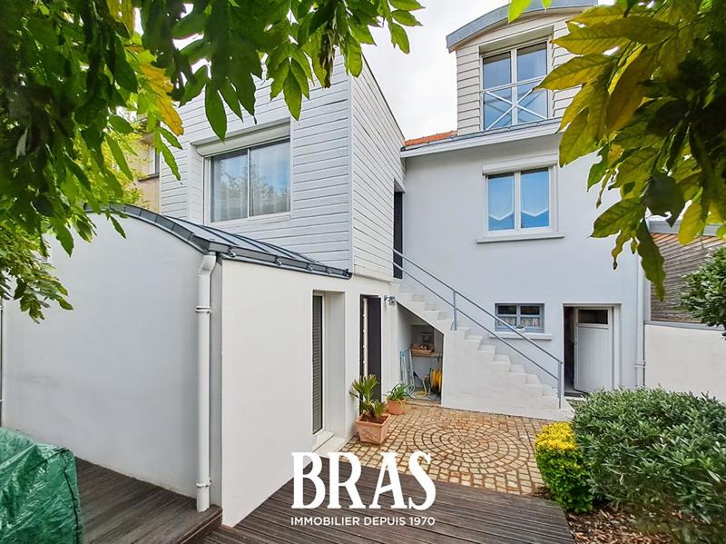 Maison - 145 m² - 6 pièces