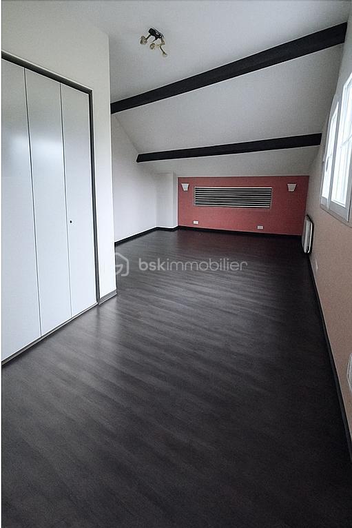 Maison - 157 m² - 6 pièces