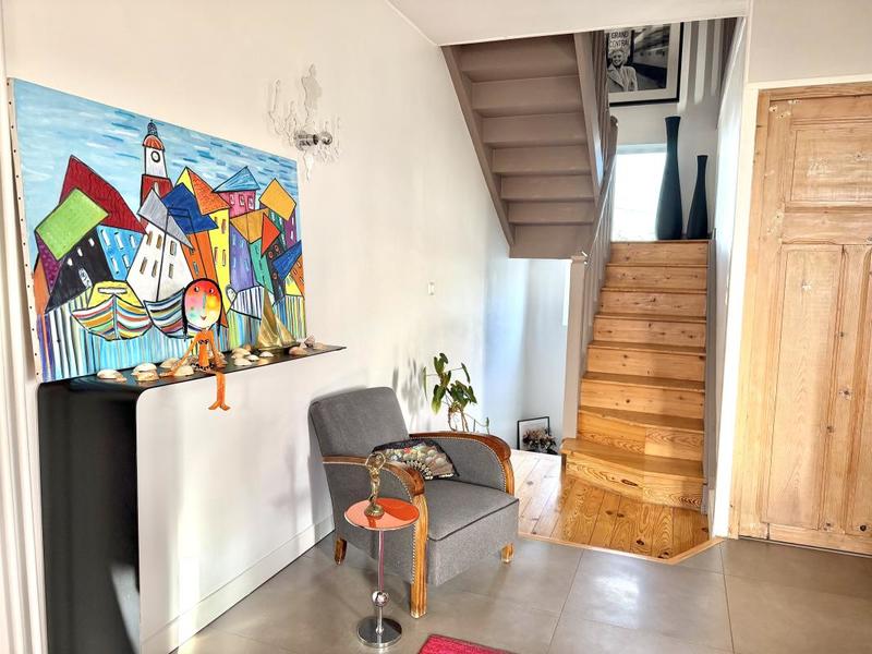 Maison - 320 m² - 9 pièces