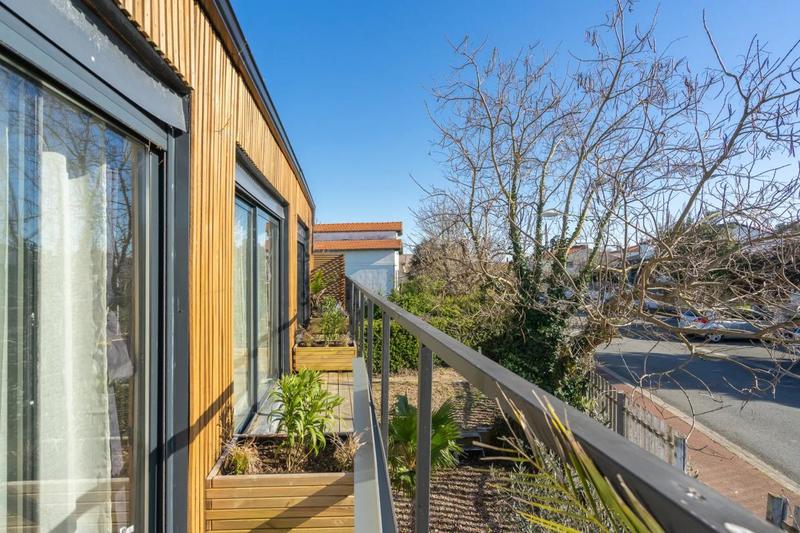 Maison - 151 m² - 8 pièces