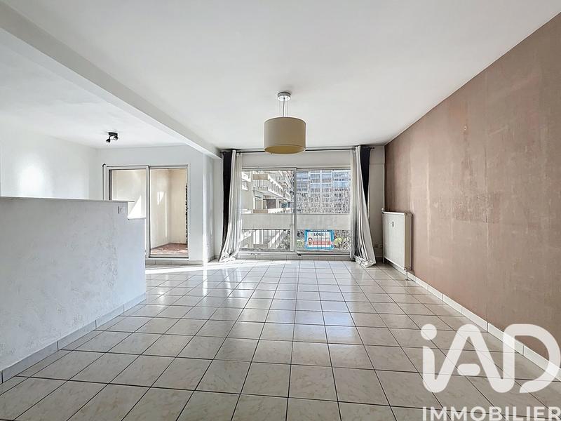 Appartement - 81 m² - 4 pièces