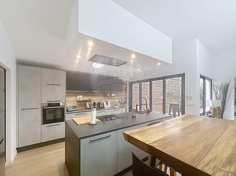 Maison de ville - 174 m² - 5 pièces