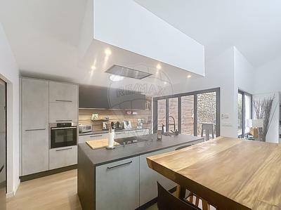 Maison de ville - 174 m² - 5 pièces