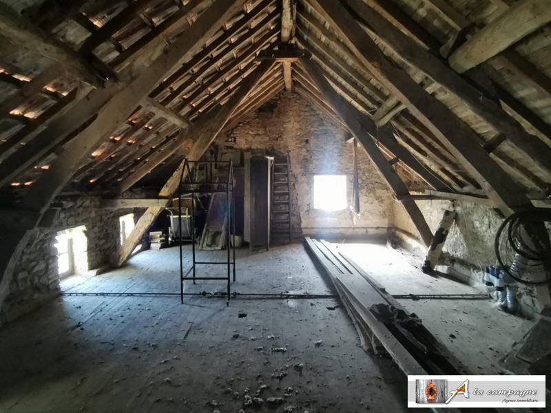 Maison ancienne - 109 m² - 7 pièces