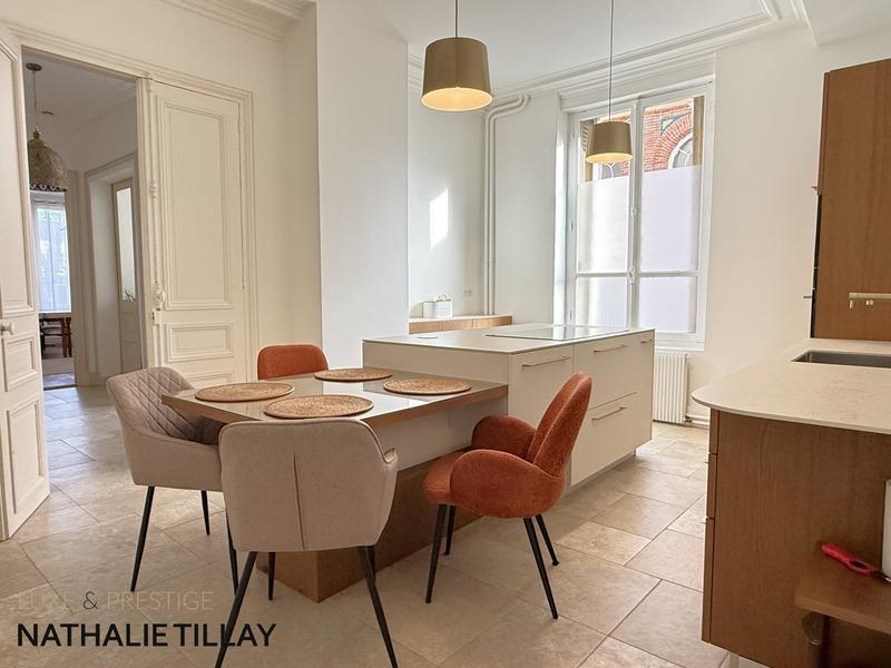 Maison bourgeoise - 236 m² - 8 pièces