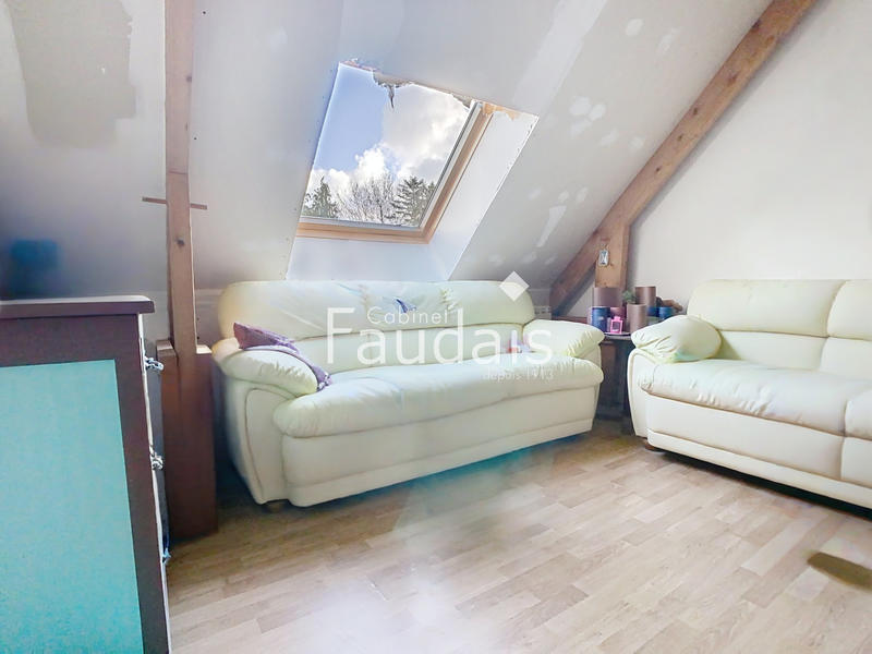 Maison - 162 m² - 6 pièces