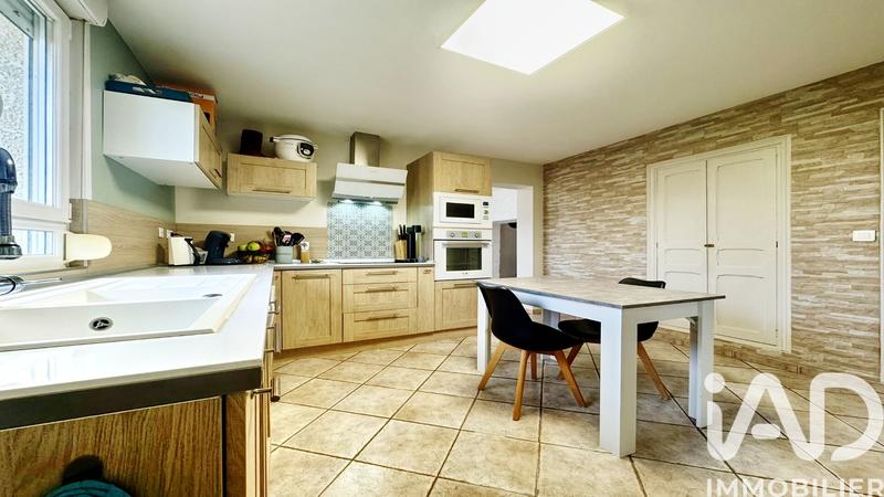 Maison - 122 m² - 5 pièces