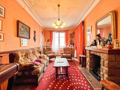 Maison - 187 m² - 7 pièces