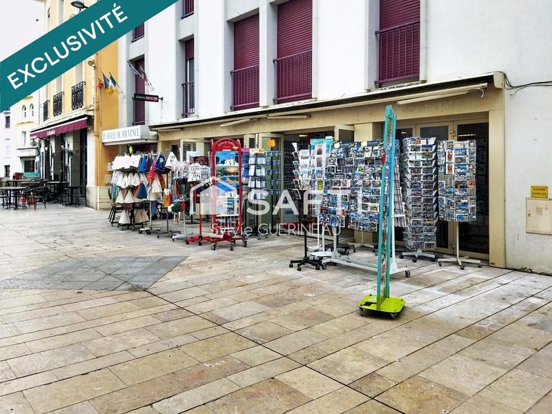 Local commercial - 142 m² - 4 pièces