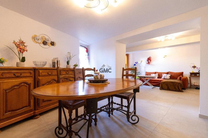 Maison - 94 m² - 4 pièces