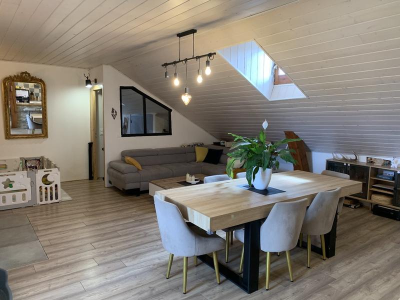 Appartement - 100 m² - 3 pièces