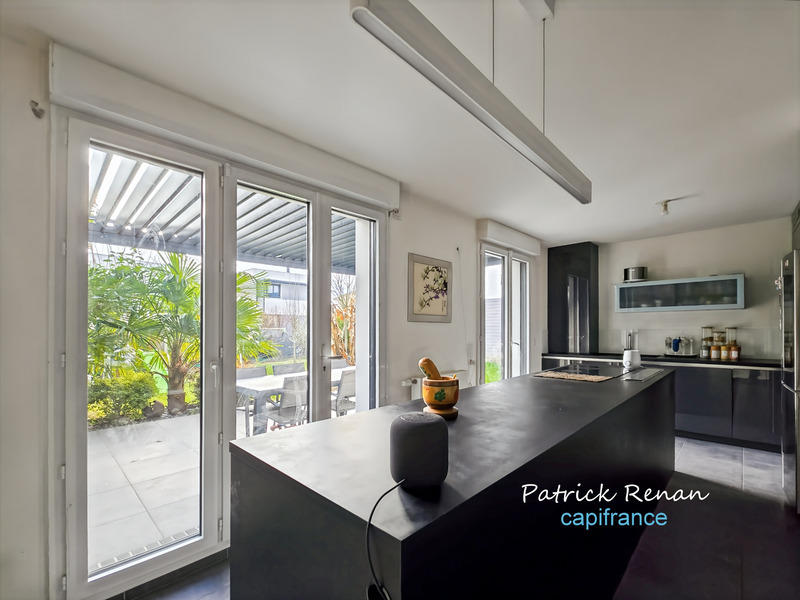 Maison - 89 m² - 5 pièces