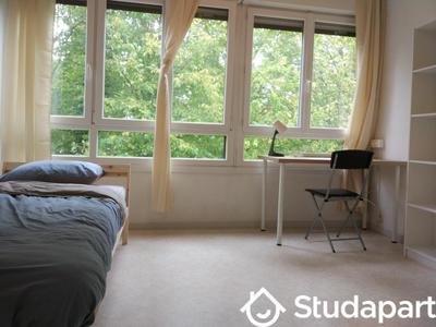 Chambre - 10 m² - 1 pièce