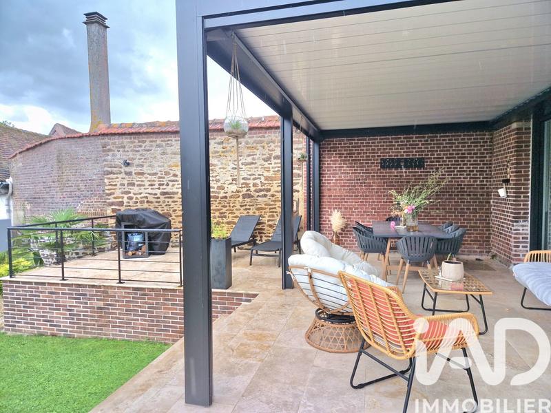 Maison - 267 m² - 10 pièces