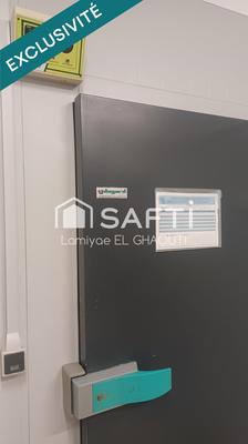 Local commercial - 300 m² - 1 pièce