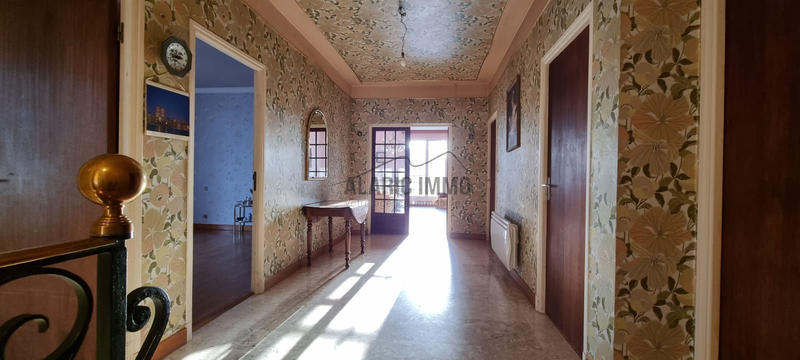 Maison - 168 m² - 6 pièces