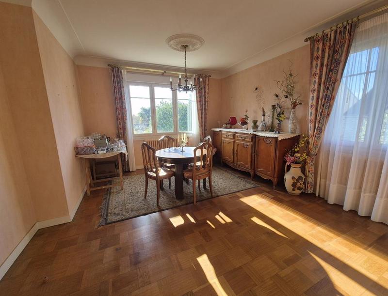 Maison - 135 m² - 7 pièces