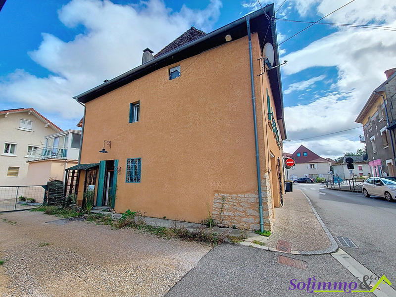 Maison - 153 m² - 8 pièces