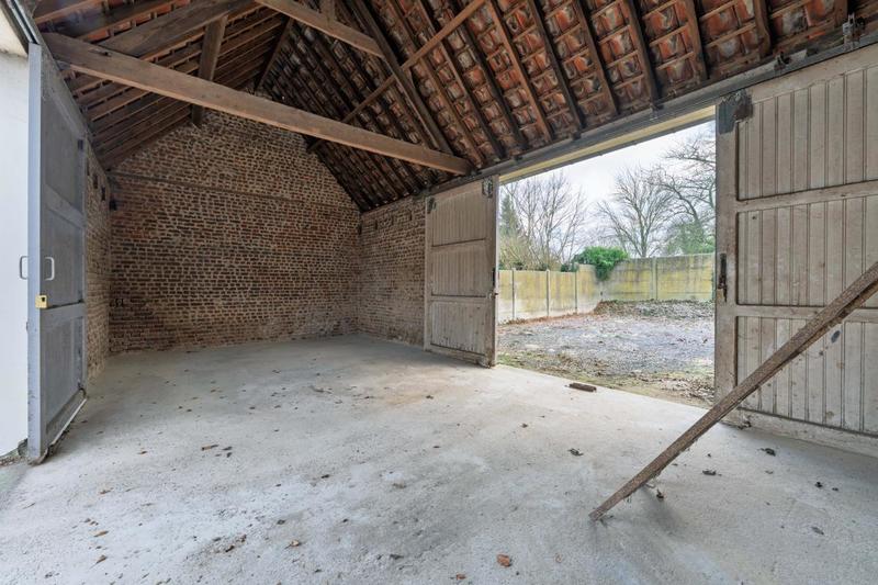 Local d'activité / Entrepôt - 71 m²