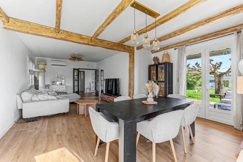 Maison traditionnelle - 110 m² - 4 pièces