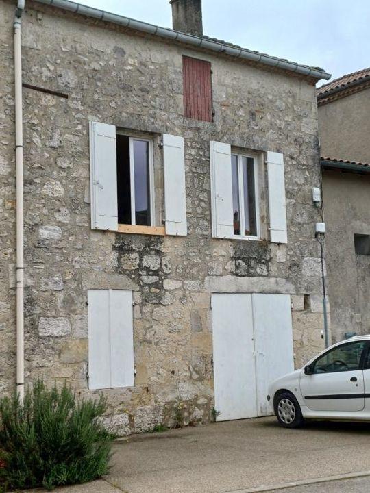 Maison de village - 85 m² - 3 pièces
