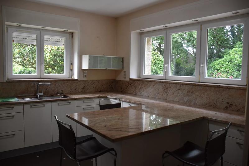 Maison - 308 m² - 10 pièces