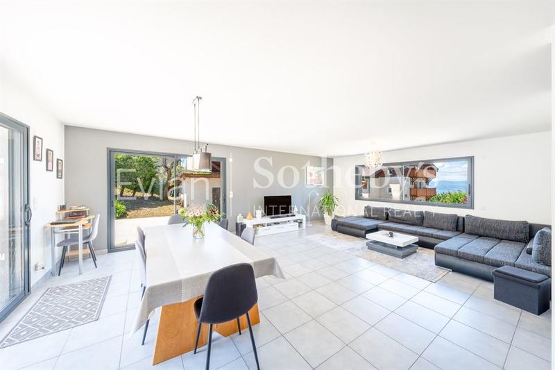 Maison - 200 m² - 6 pièces