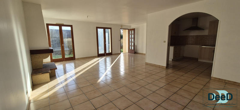 Maison traditionnelle - 107 m² - 4 pièces