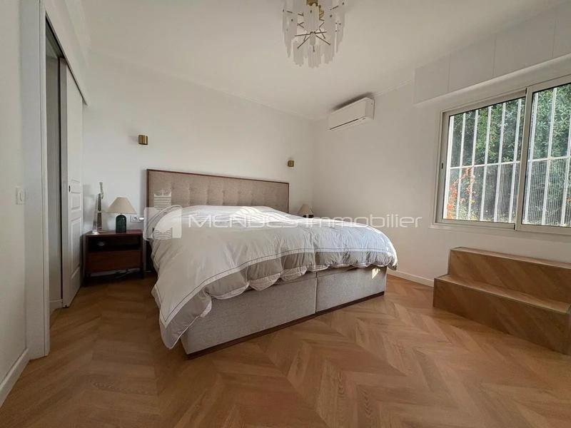 Appartement - 84 m² - 3 pièces