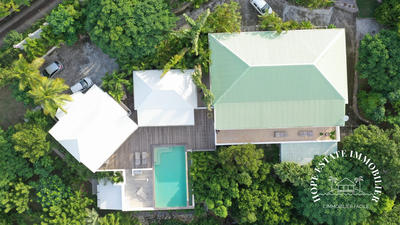 Villa - 465 m² - 10 pièces