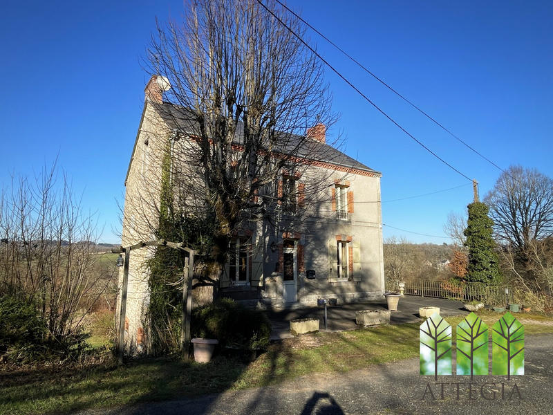 Maison - 170 m² - 6 pièces