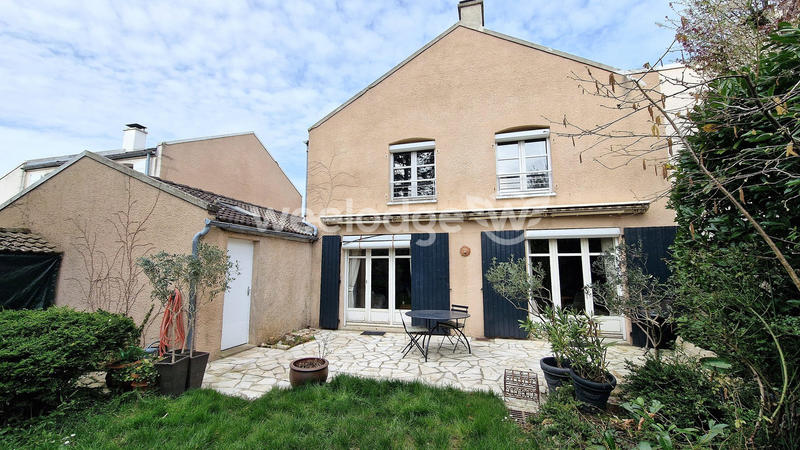 Maison - 115 m² - 5 pièces